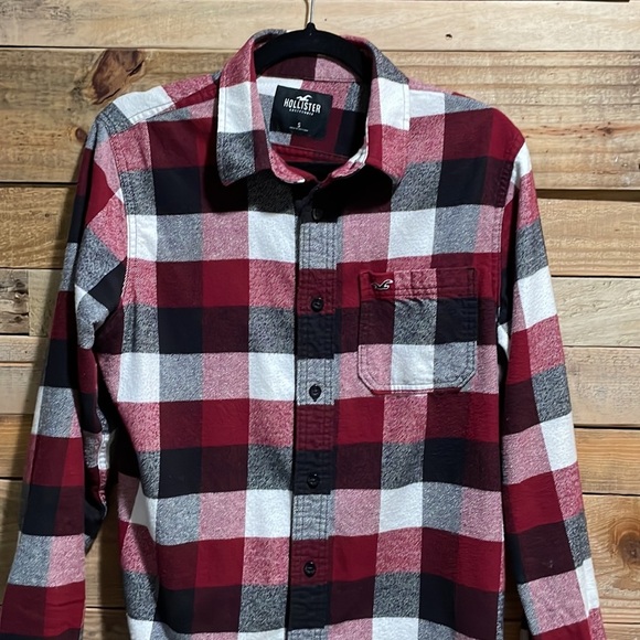 Hollister flannel - Picture 2 of 8